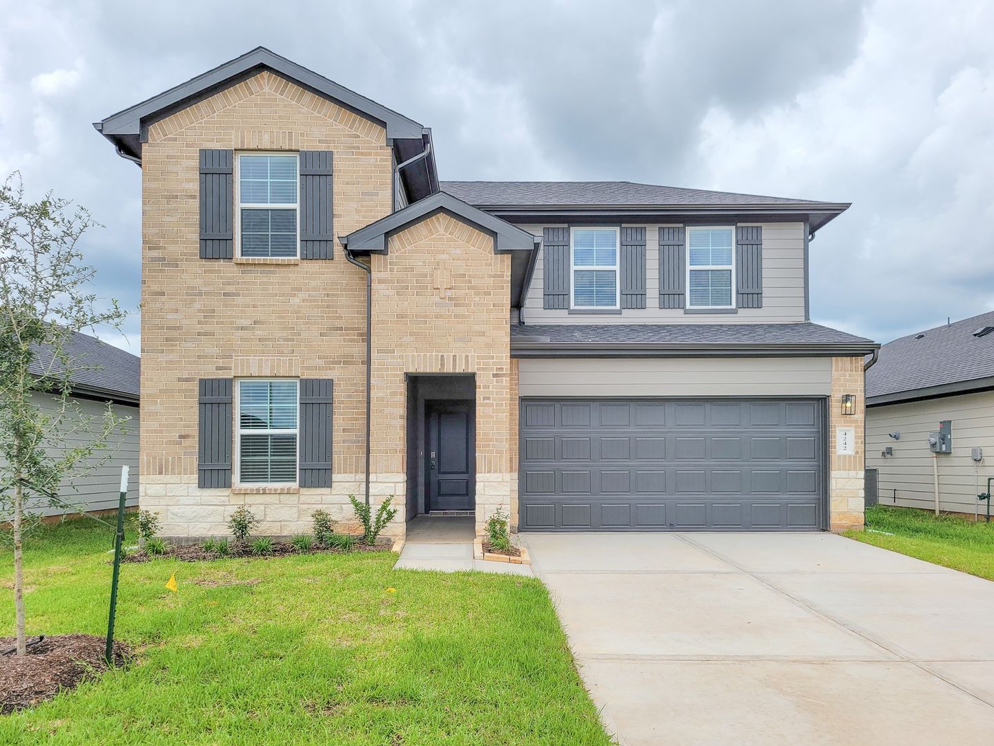 FULSHEAR House: 4242 BROMHAM FARMS DRIVE