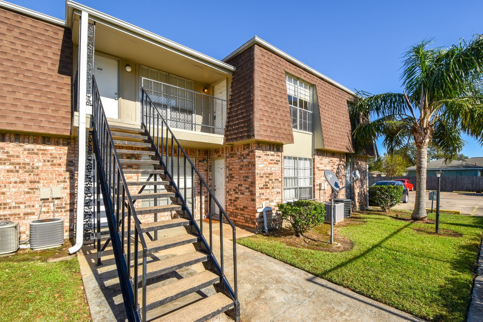GROVES Apartment: 5252 TWIN CITY HWY