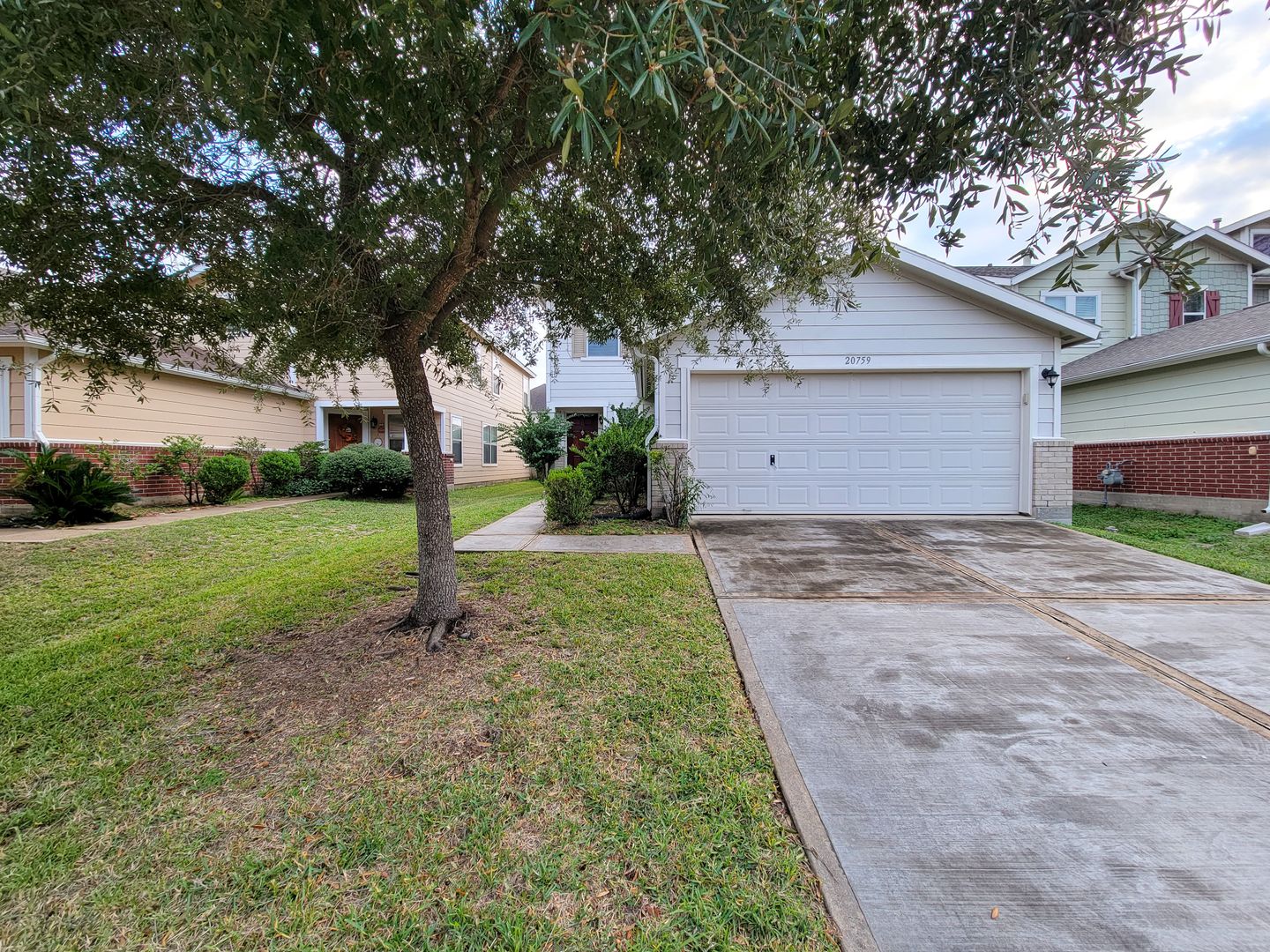 CYPRESS House: 20759 CYPRESS CRESCENT LANE