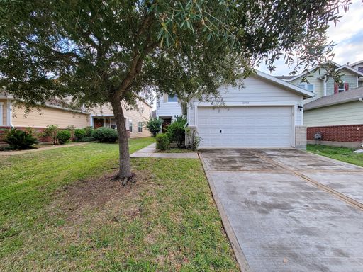 This charming 3 bedroom, 2.5 bathroom home is now on the market! The kitchen boasts generous counter space, included appliances and beautiful cabinetry, making cooking and entertaining a delight. Discover a bright interior with neutral laminate floors and