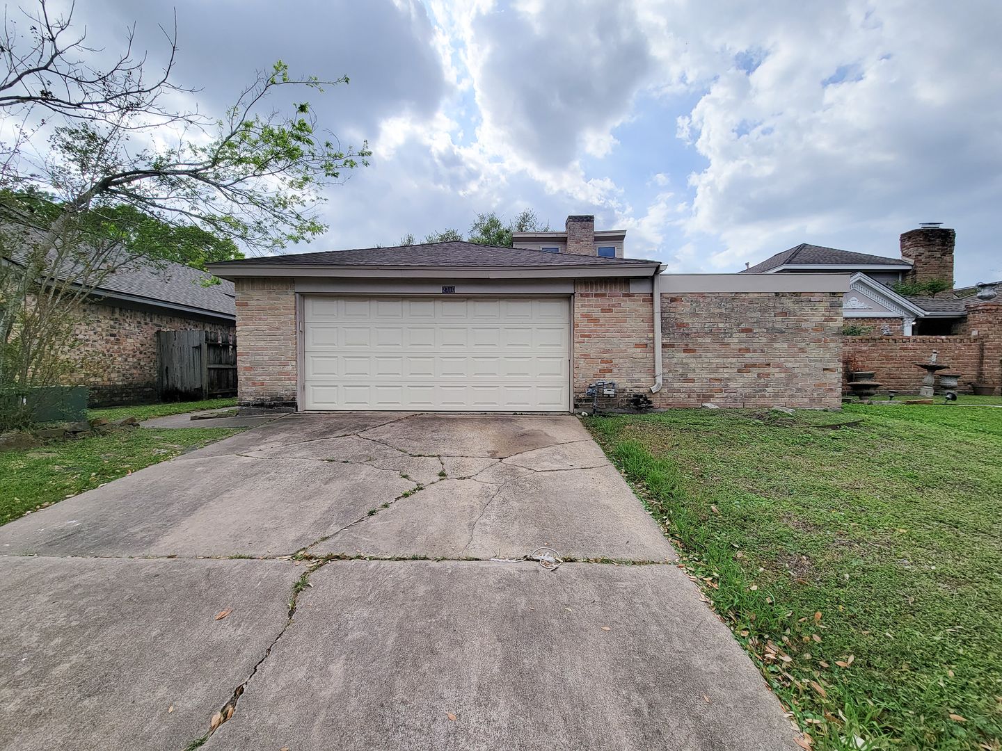 MISSOURI CITY House: 2710 QUAIL CREEK DRIVE