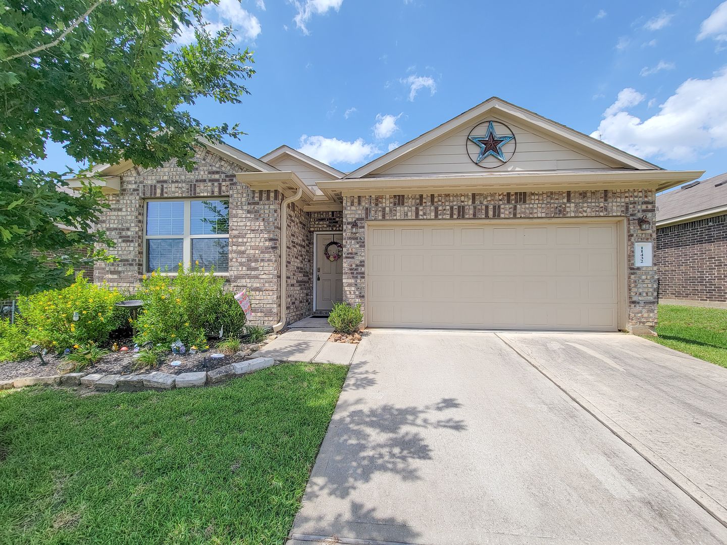 MONTGOMERY House: 11432 GREEN CAY LANE
