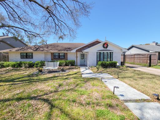 Welcome home to 4915 Brian Haven! This meticulously maintained, FOUR bedroom almost 2,500 square foot single story Candlelight Plaza stunner offers: 2.5 baths, an 8,611 square foot lot, gorgeous shade trees w/ mature landscaping, in-ground sprinkler syste – photo 1