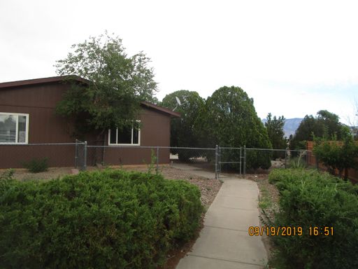 Rio Rancho Large 2 Bedroom – photo 1