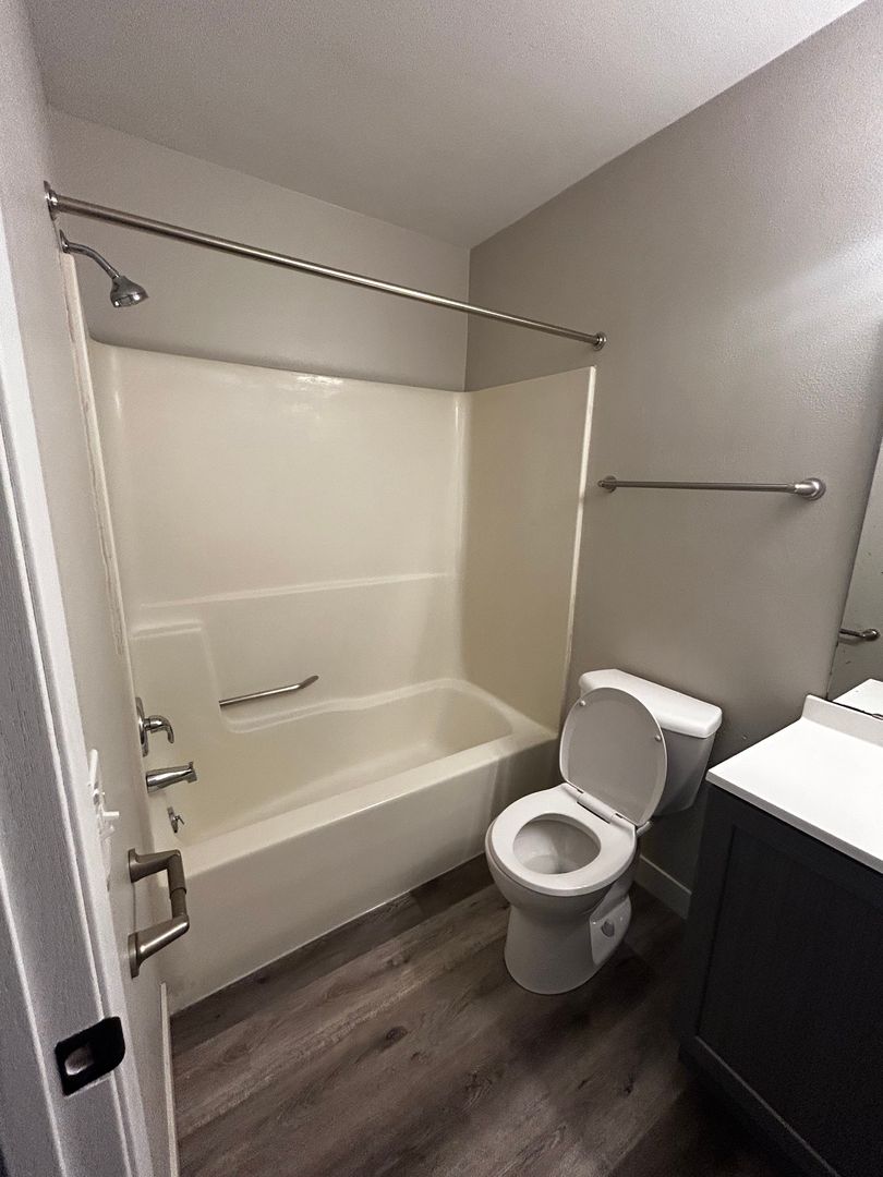 Fort Atkinson Apartment: 1320 Riverside Dr
