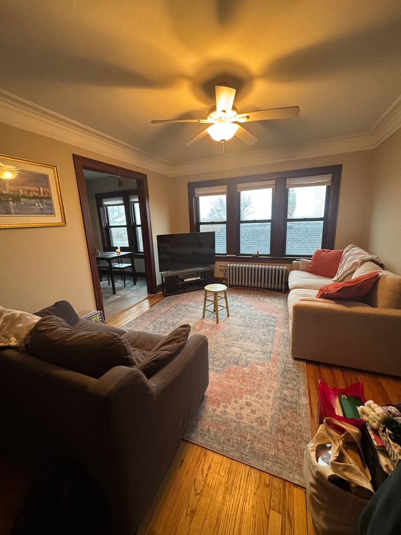 Milwaukee Apartment: 2001 W Michigan