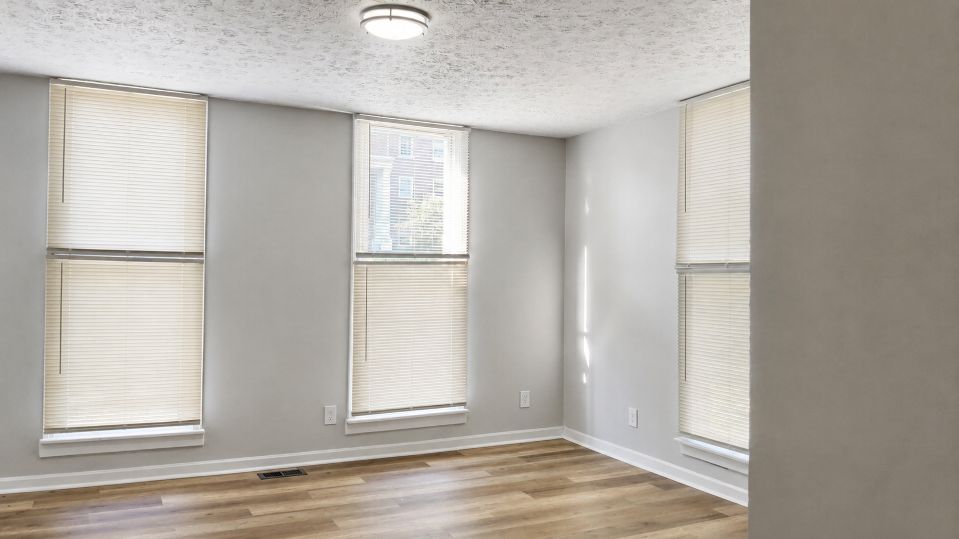 Crawfordsville Apartment: 700 W Wabash Avenue