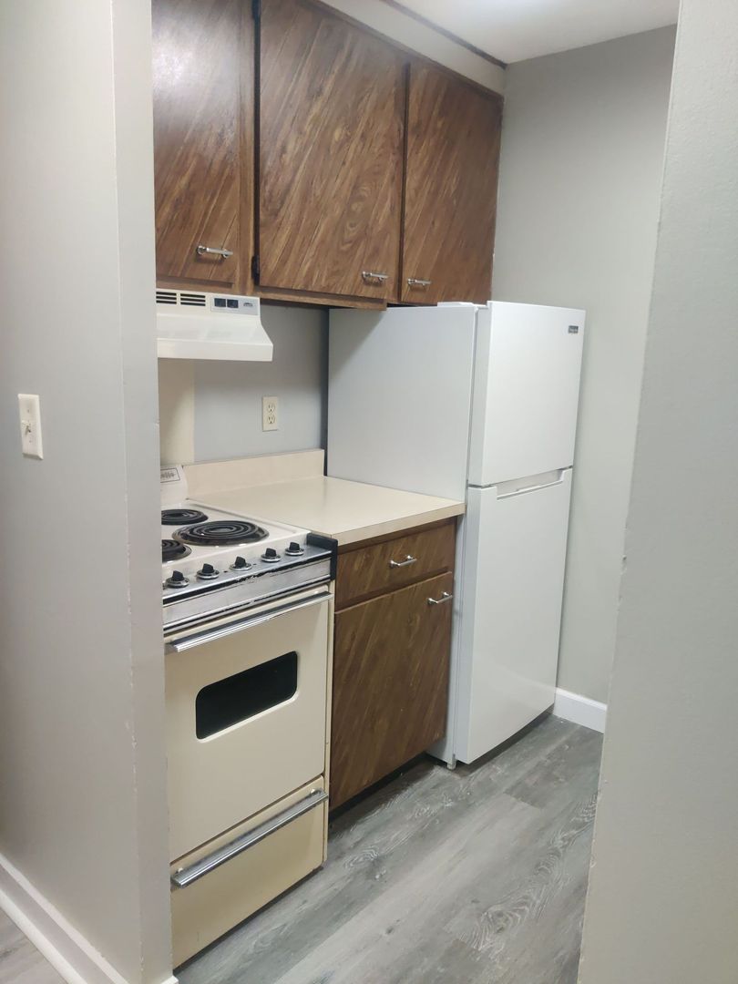Crawfordsville Apartment: 613 S Grace Ave