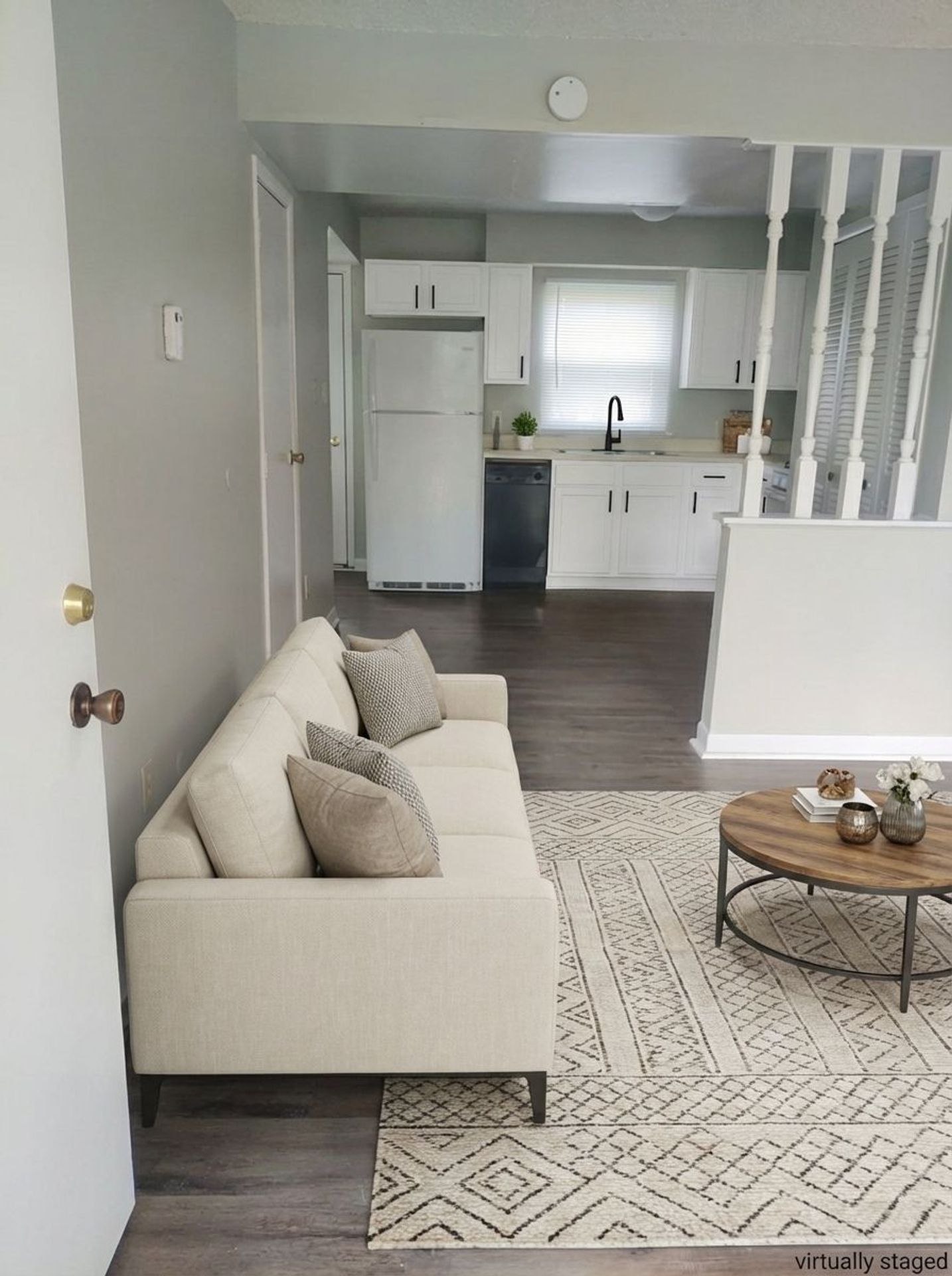 FRANKFORT Apartment: 112 AUTUMN COURT