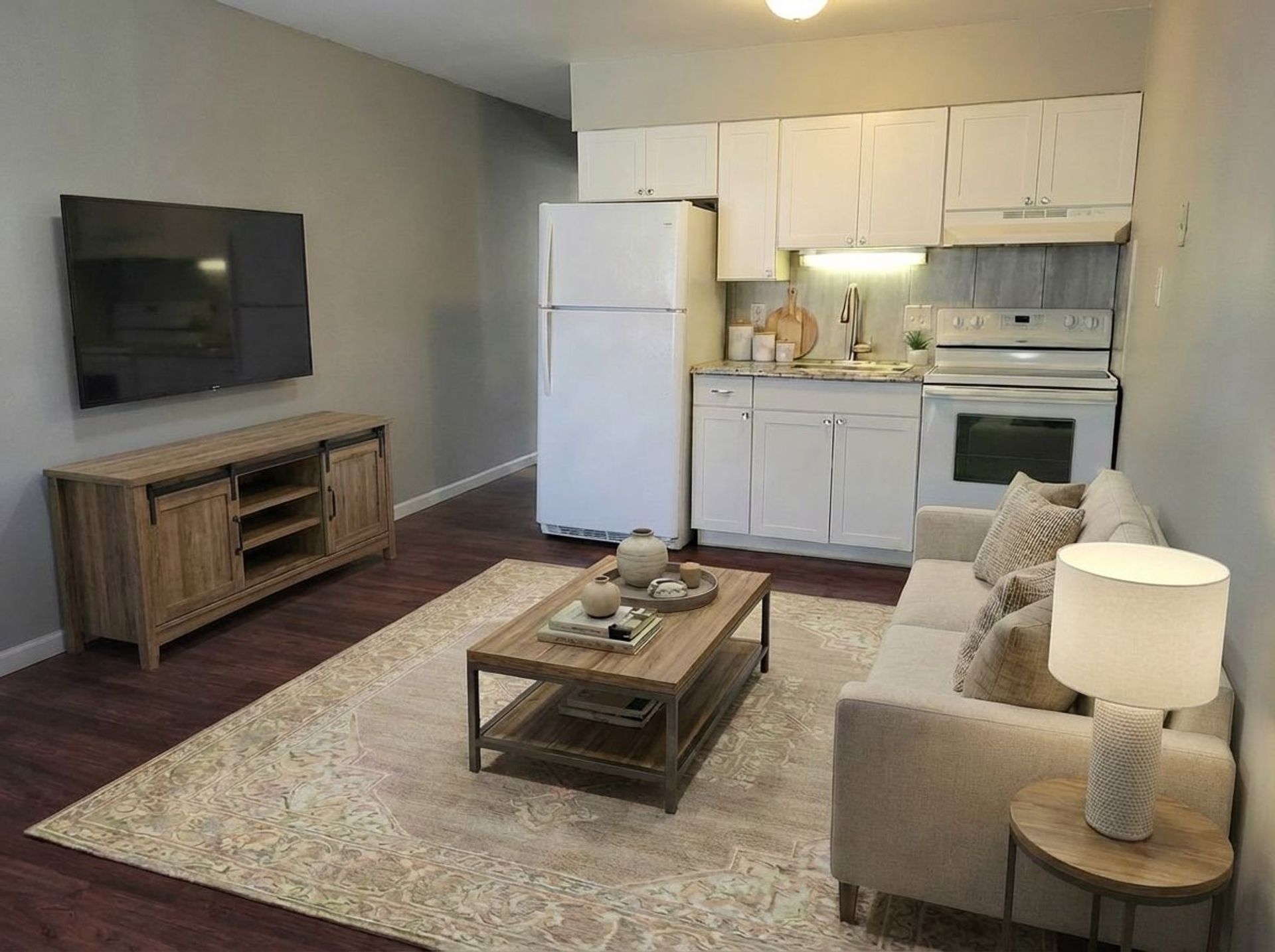 Marion Apartment: 337 N Butler Avenue