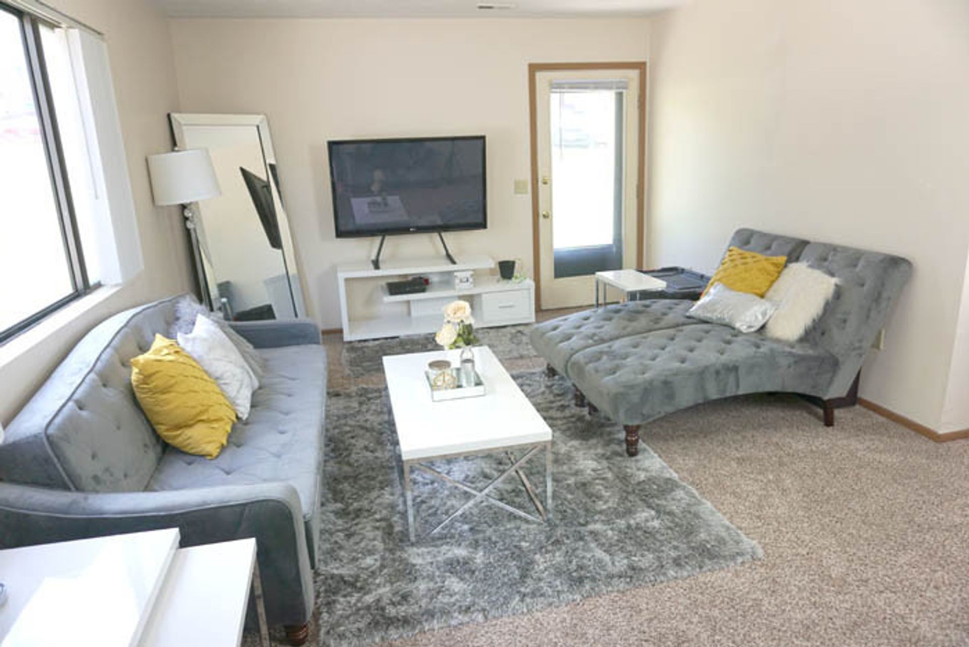 Omaha Apartment: 7311-7319 Wirt Cr
