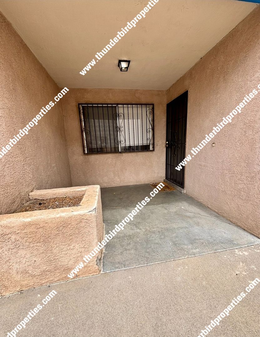 Albuquerque Apartment: 1312 Pennsylvania NE
