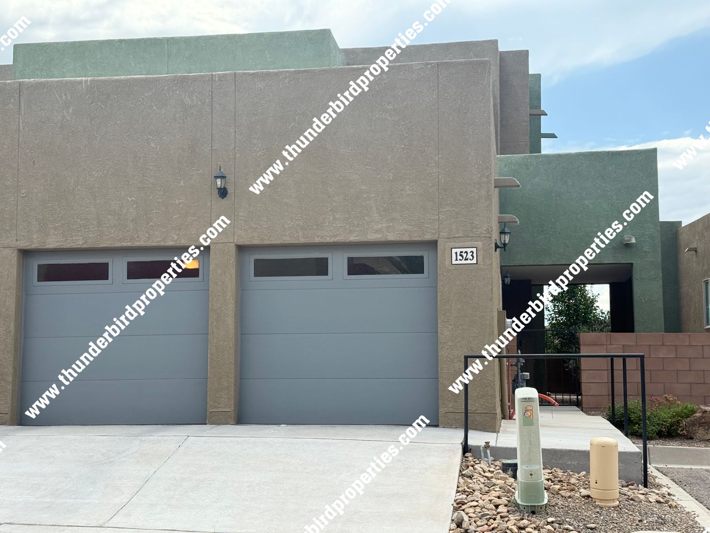 Albuquerque House: 1523 Borrego Dr. SE
