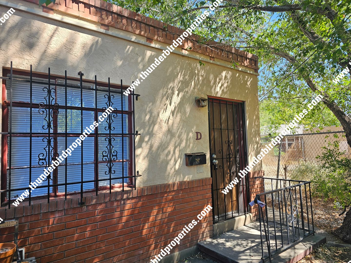 Albuquerque Apartment: 412 10th Street