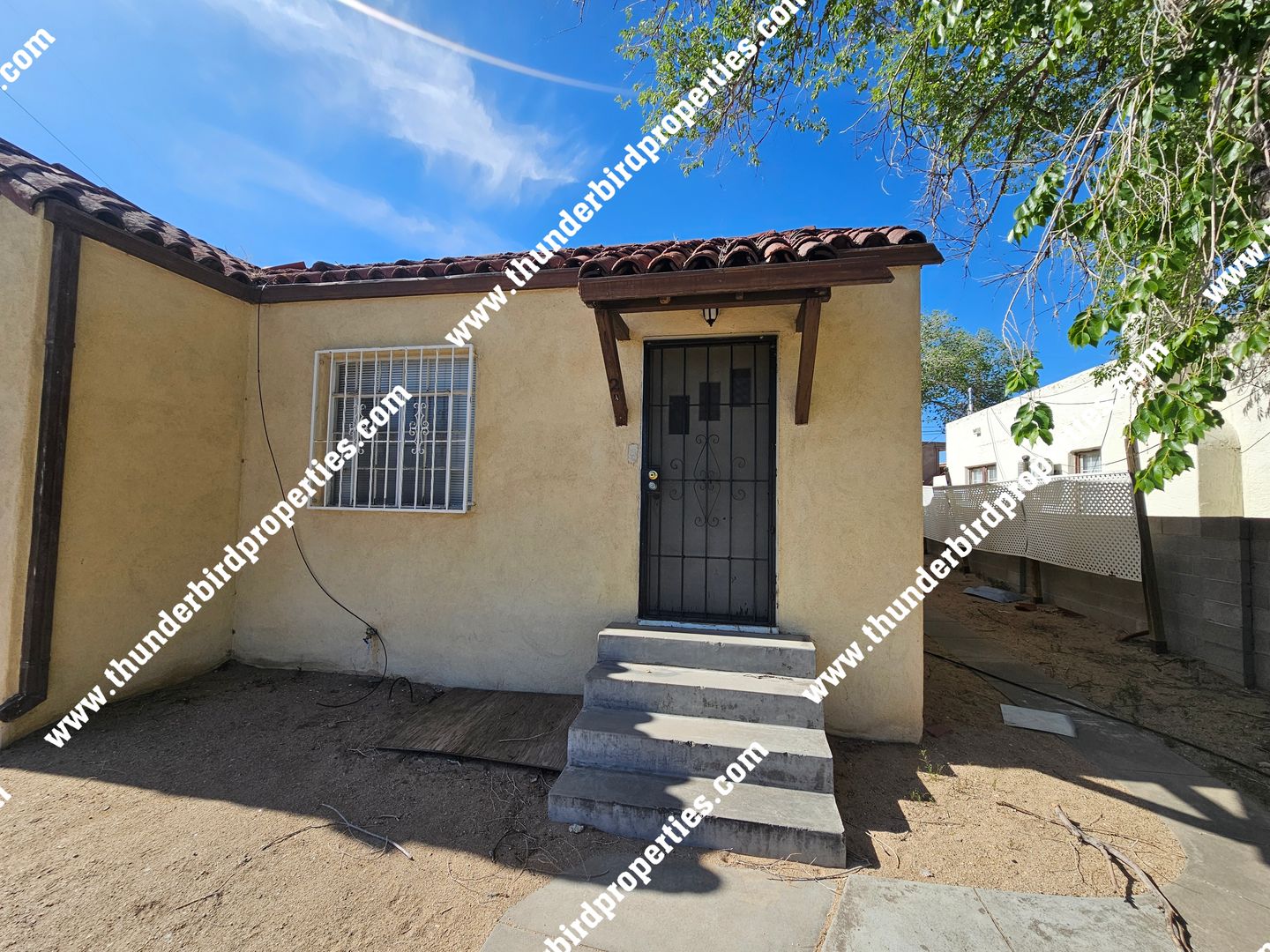 Albuquerque Apartment: 1622 Coal Ave SE