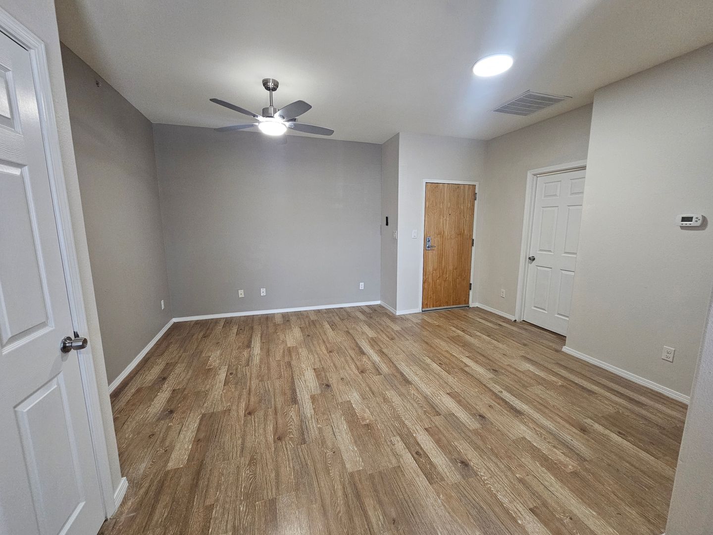 Albuquerque Apartment: 4322 4th St NW
