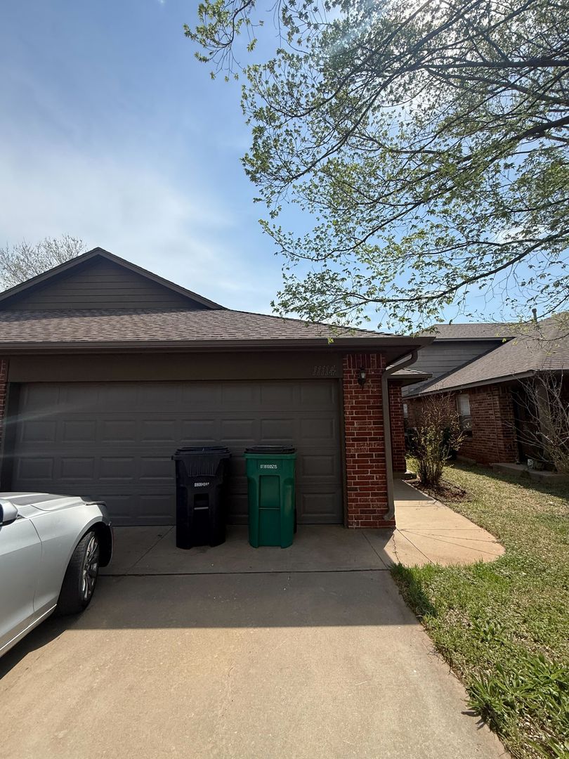 Oklahoma City Apartment: 5699 N Coltrane