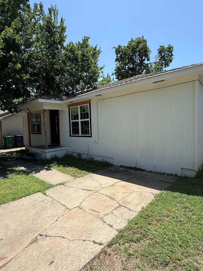 Oklahoma City House: 2616 SW 38th Street