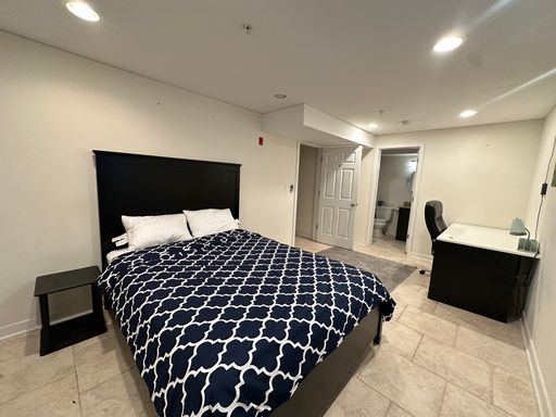 One furnished room Rm3 with private bathroom in basement 4B4B unit | Walking distance to Drexel University and UPenn – photo 1