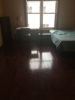 One furnished room with private bathroom 2F in a 2nd floor 2B2B unit | Walking distance to Drexel University and UPenn – photo 1