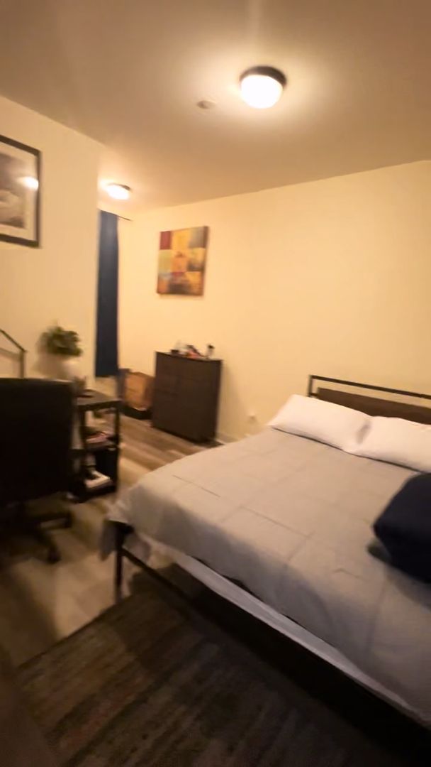 Philadelphia Apartment: 437 N Wiota St