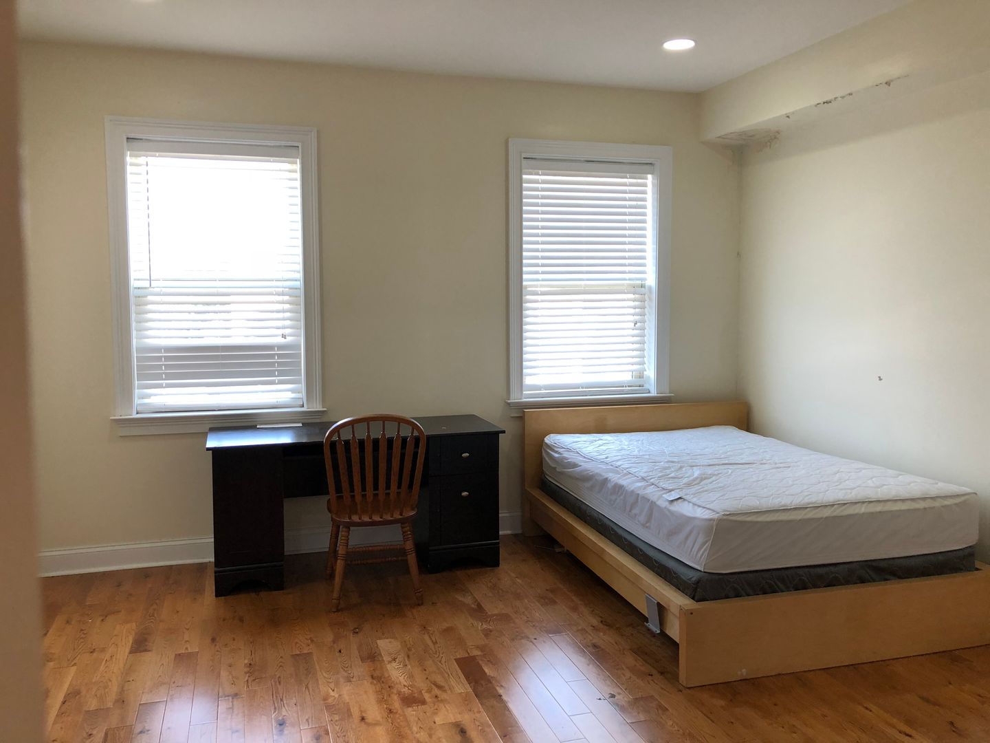 Philadelphia Apartment: 342 N 42nd St