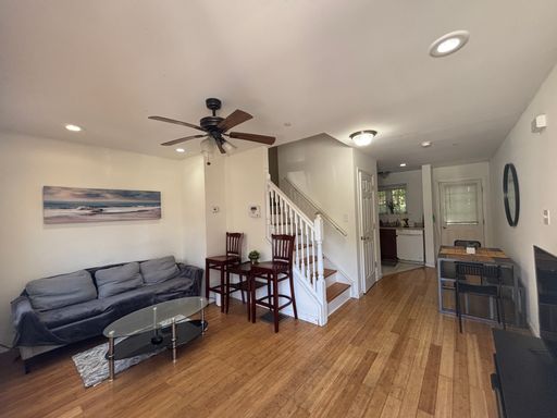 4B2B house | Walking distance to Drexel University and UPenn – photo 1