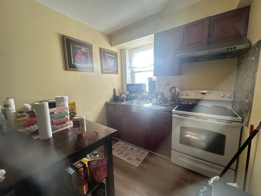 Unit 2R 2nd floor 3B2B unit | Walking distance to Drexel University and UPenn – photo 1
