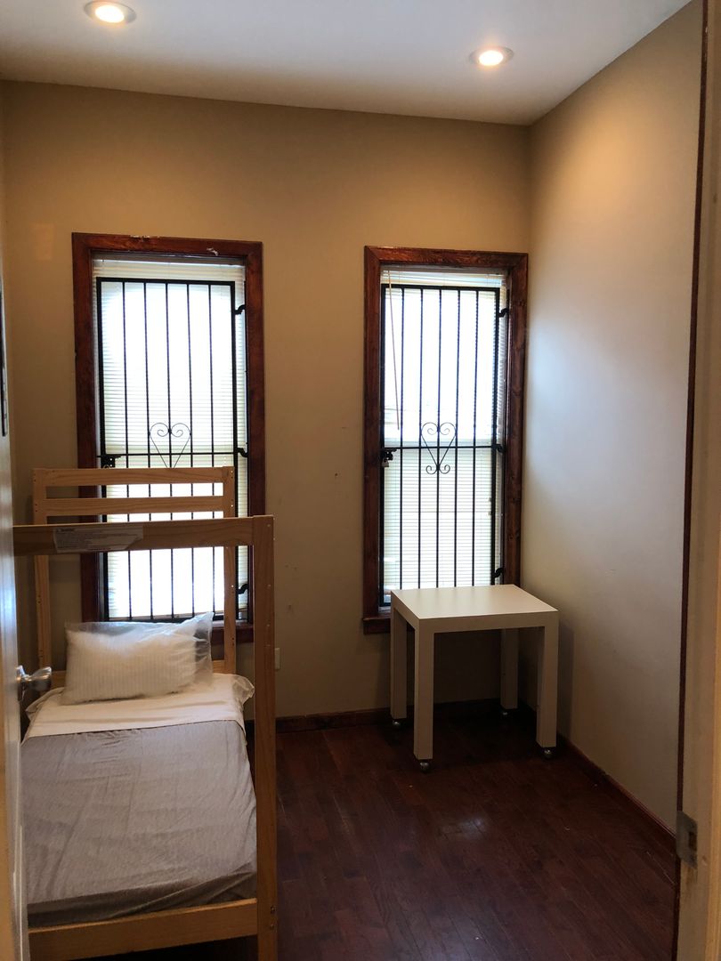 Philadelphia Apartment: 1824 W Diamond St