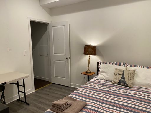 One furnished room with private bathroom 3R on 3rd floor | Walking distance to Temple University – photo 1