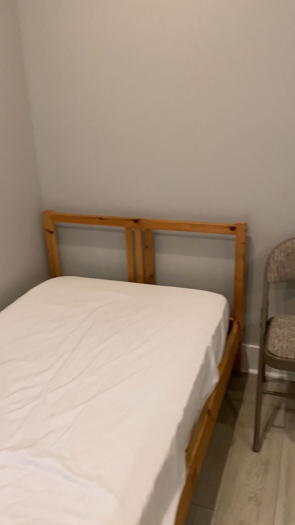 Philadelphia Apartment: 417 N Holly St