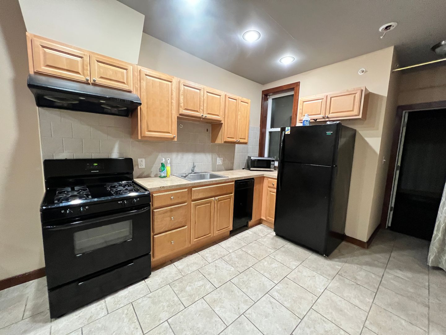 Philadelphia Apartment: 3223 Wallace st