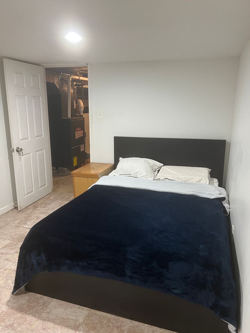 Philadelphia Apartment: 3804 Spring Garden st