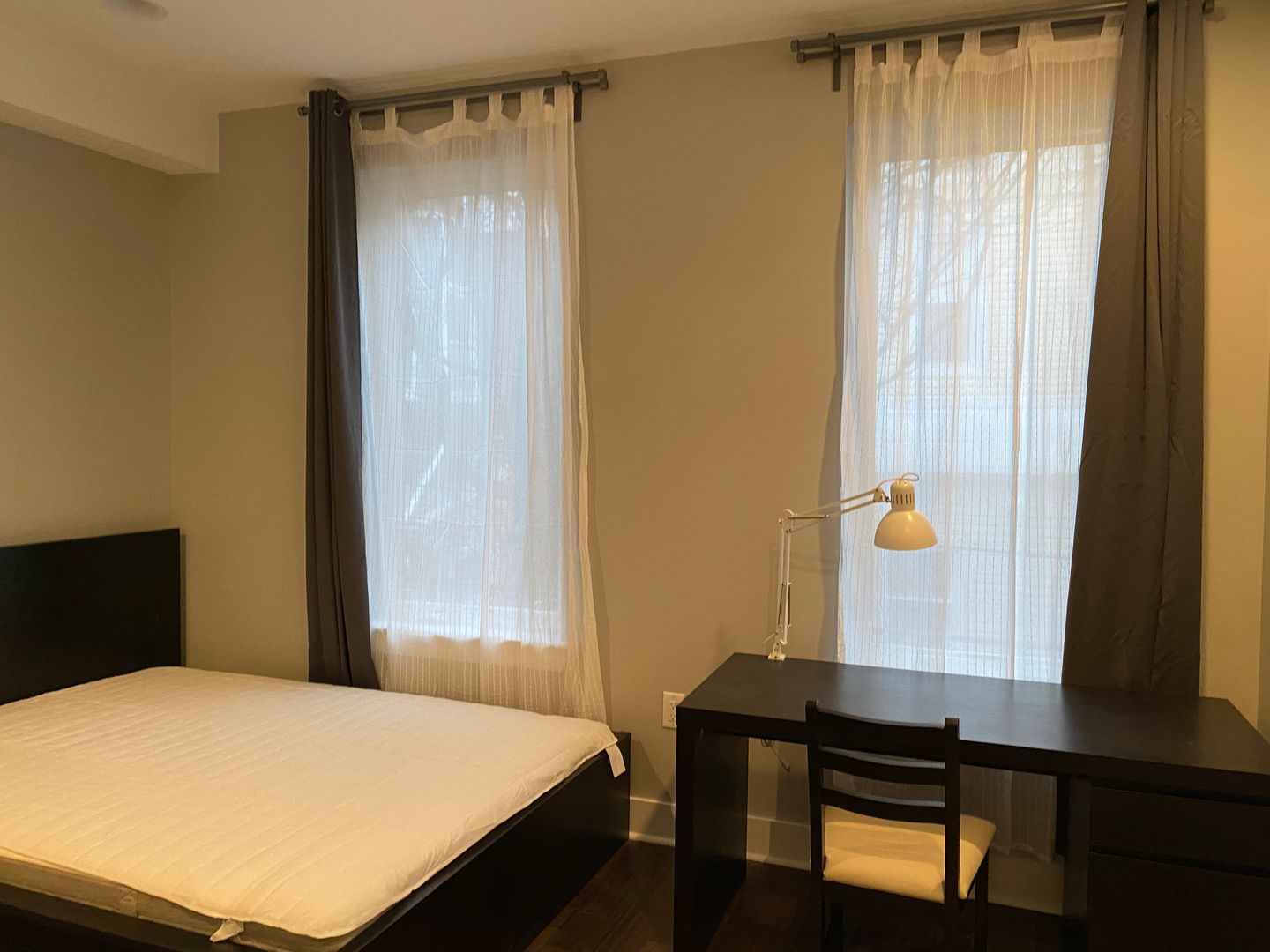 Philadelphia Apartment: 419 N Holly St