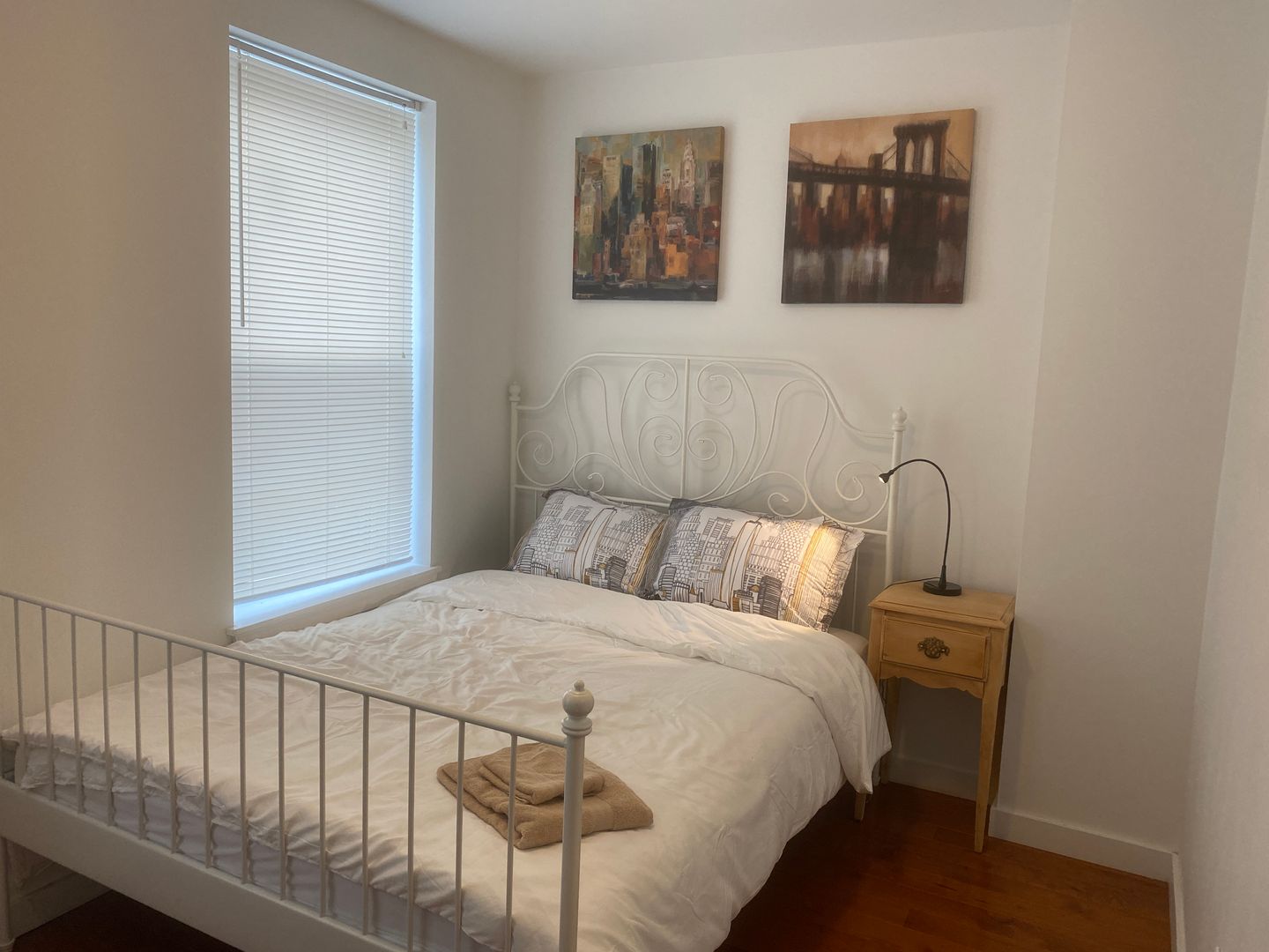 Philadelphia Apartment: 21 N 42nd st