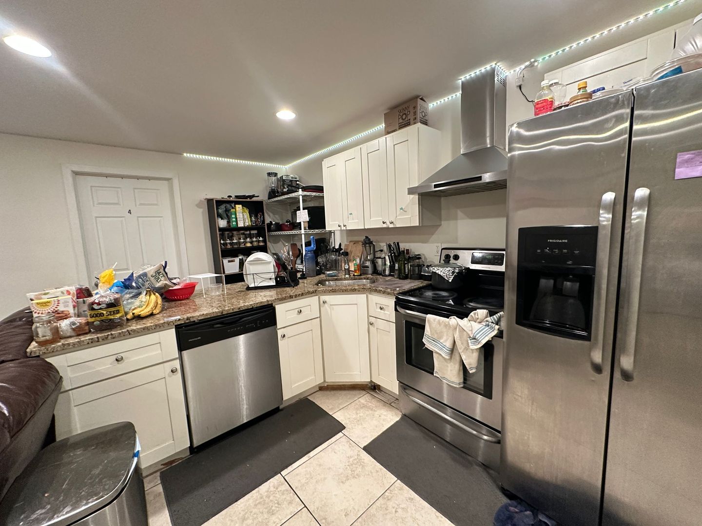 Philadelphia Apartment: 522 N 36th st