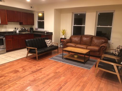 One furnished room Rm2 in a 2nd floor 4B2B unit | Walking distance to Drexel University and UPenn – photo 1