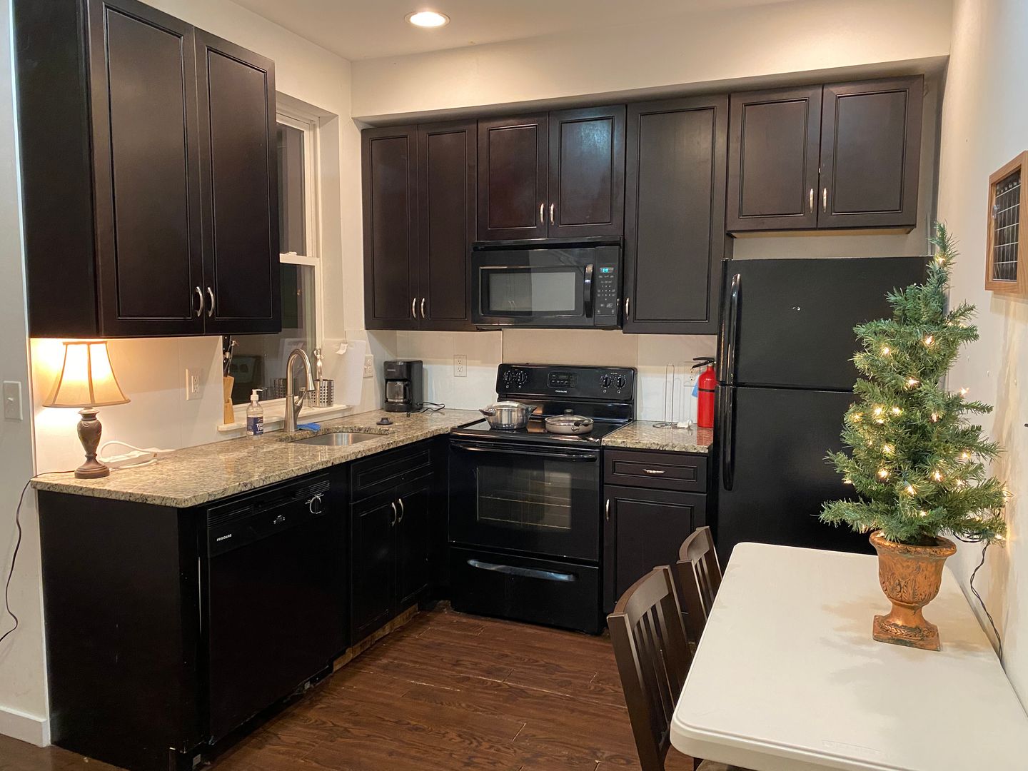philadelphia Apartment: 1705 page st