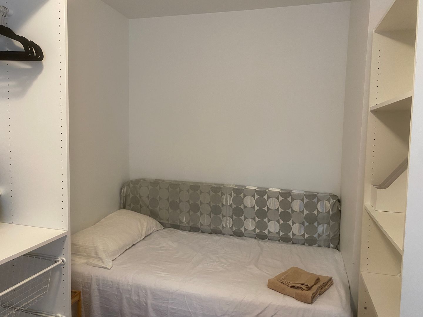 Philadelphia Apartment: 21 N 42nd st