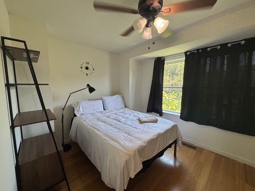 One furnished 3fl room 3R in a 4B2B house | Walking distance to Drexel University and UPenn – photo 1