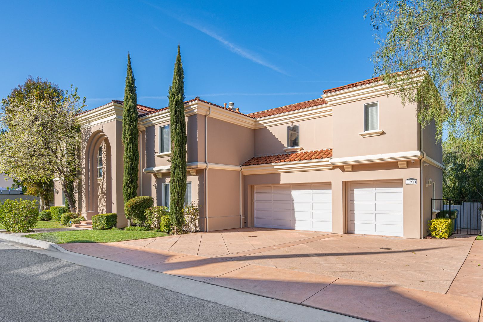 Studio City House: 11221 Briarcliff Lane