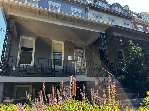 1223 F St, NE - Upper – photo 1
