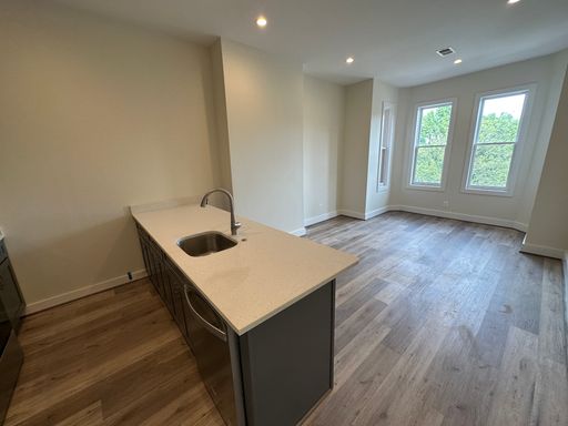 507 Seward Square SE - 4 – photo 1