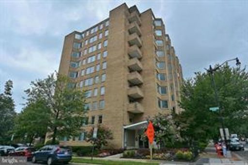 2800 Wisconsin Ave NW #409 – photo 1