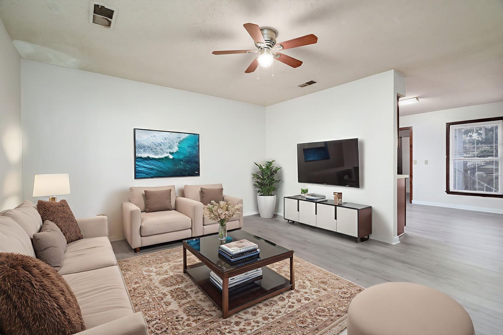 Summerville Apartment: 118 Roberta Drive