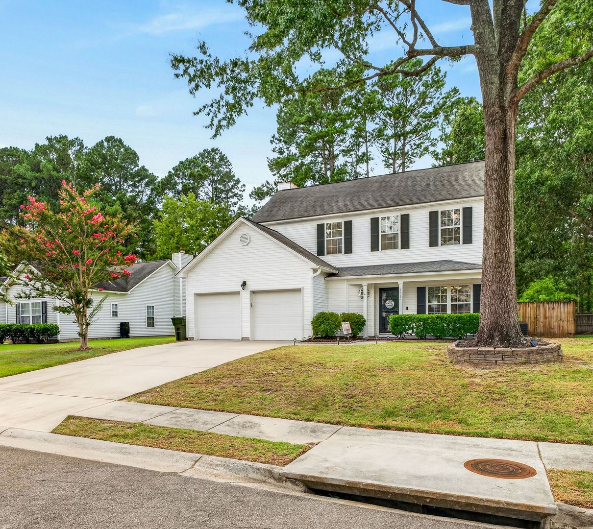 Goose Creek House: 139 Pointer Dr