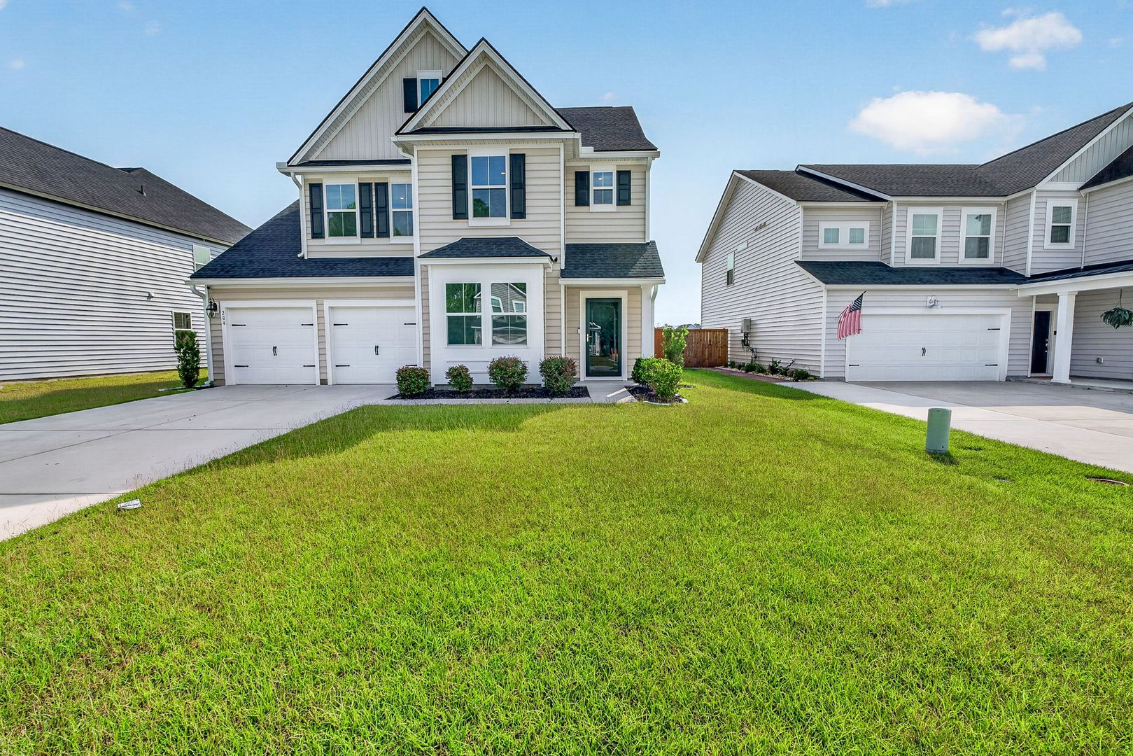 Summerville House: 204 Lake Minsi Dr