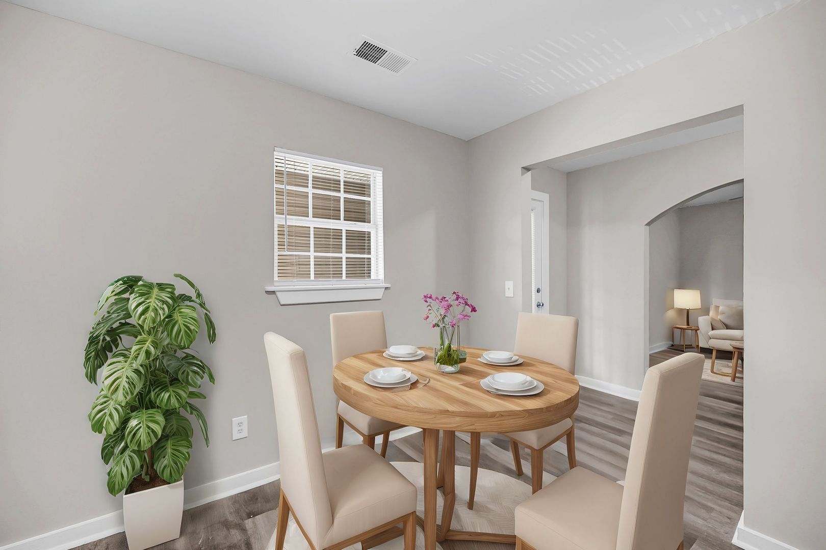 North Charleston Apartment: 2220 Van Buren Ave