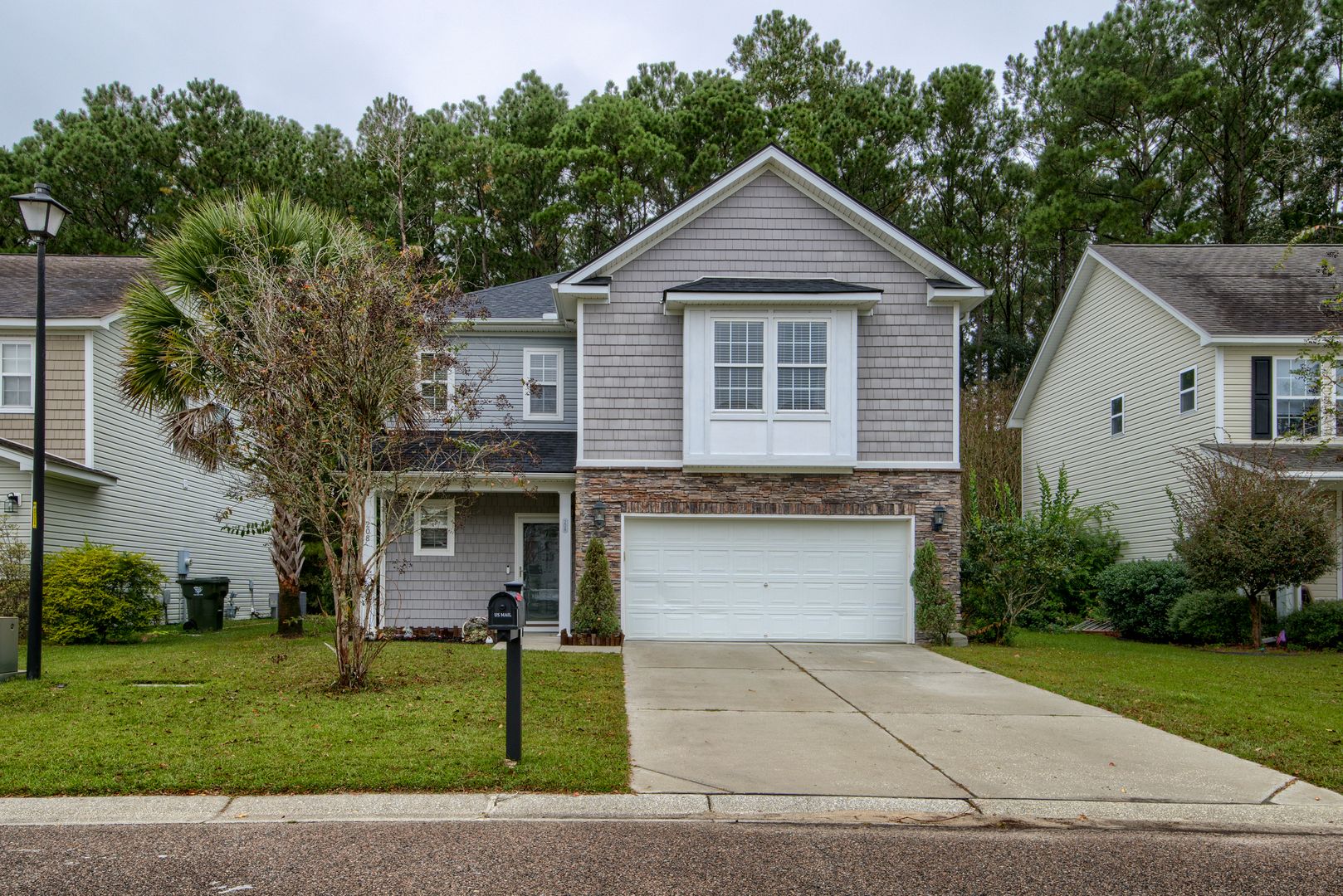 Moncks Corner House: 208 Woodbrook Way
