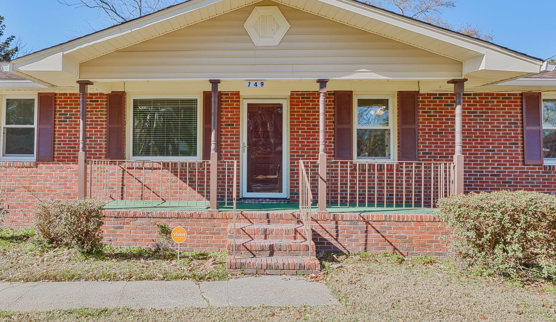 Charleston House: 749 Cartwright Drive